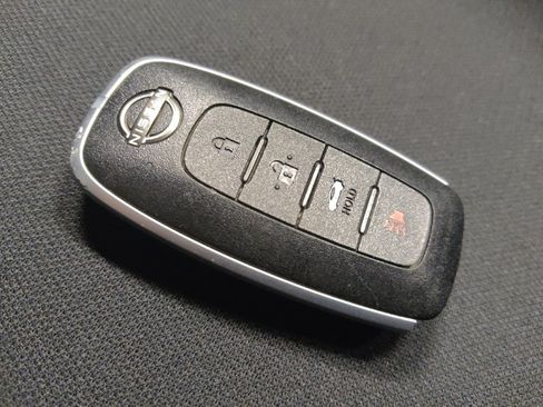Used 2025 Nissan Sentra S FWD image 32