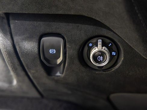 Used 2021 McLaren 720S Performance RWD image 38