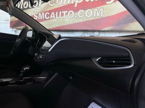 Used 2023 Chevrolet Malibu LT image 18