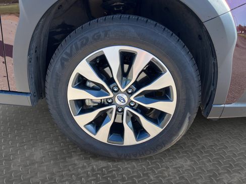 Certified 2024 Subaru Outback Touring AWD/4WD image 15