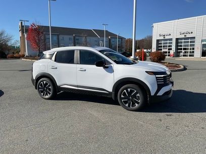 New 2026 Nissan Kicks SV w/ SV Premium Package