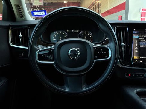 Used 2019 Volvo S90 T6 Momentum AWD/4WD image 46