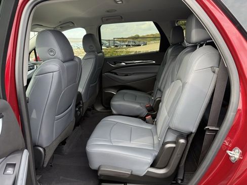 Used 2020 Buick Enclave Essence w/ Sport Touring Edition image 25