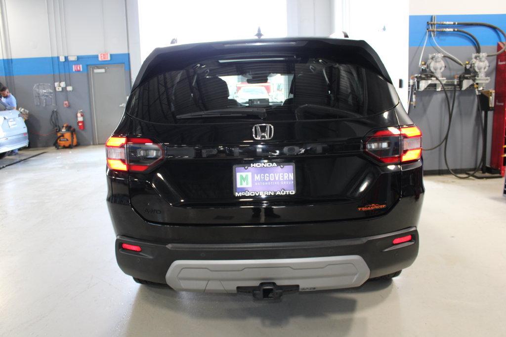 Used 2023 Honda Pilot TrailSport image 27