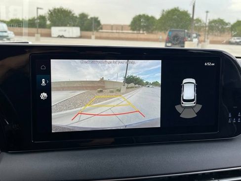 Used 2025 Hyundai Palisade SEL FWD image 22