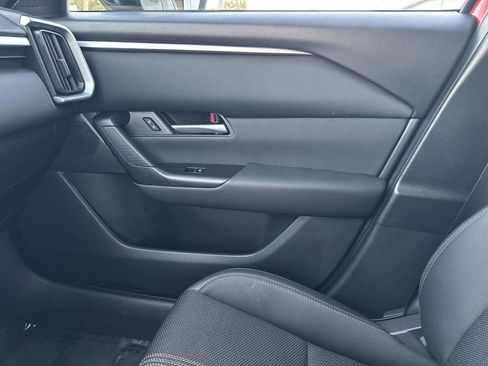 Certified 2025 MAZDA CX-50 AWD 2.5 S w/ Preferred Package image 23
