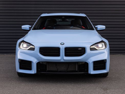 Used 2024 BMW M2 w/ Lighting Package image 5
