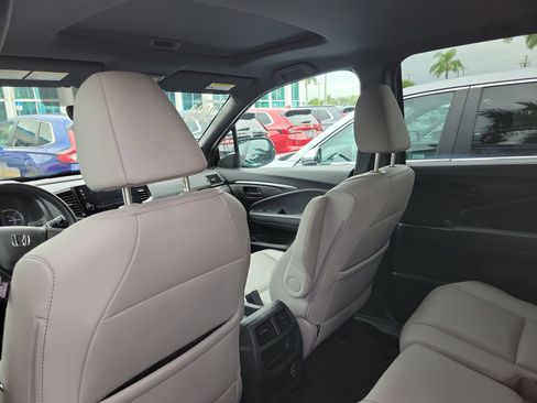 Certified 2023 Honda Passport EX-L image 14