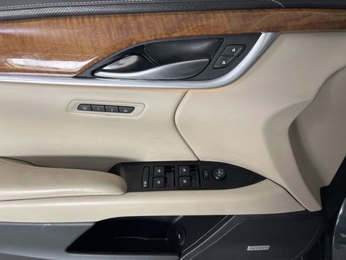 Used 2019 Cadillac XTS Luxury w/ Driver Awareness Package image 55