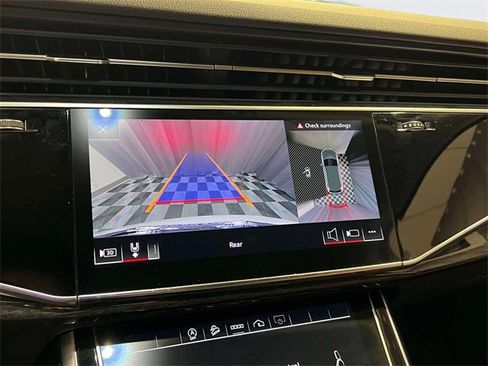 Used 2022 Audi Q7 2.0T Premium image 30