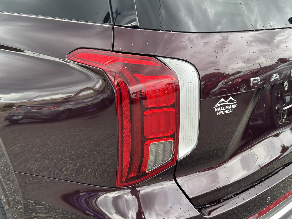 Certified 2024 Hyundai Palisade Calligraphy FWD image 14