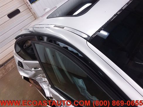 Used 2006 BMW 325i Sedan image 23