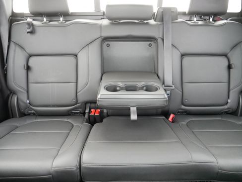 Used 2020 Chevrolet Silverado 1500 LT Trail Boss image 13