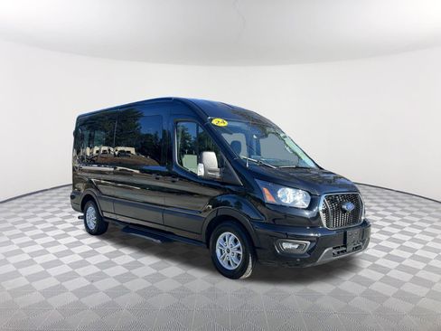 Used 2024 Ford Transit 350 XLT image 4