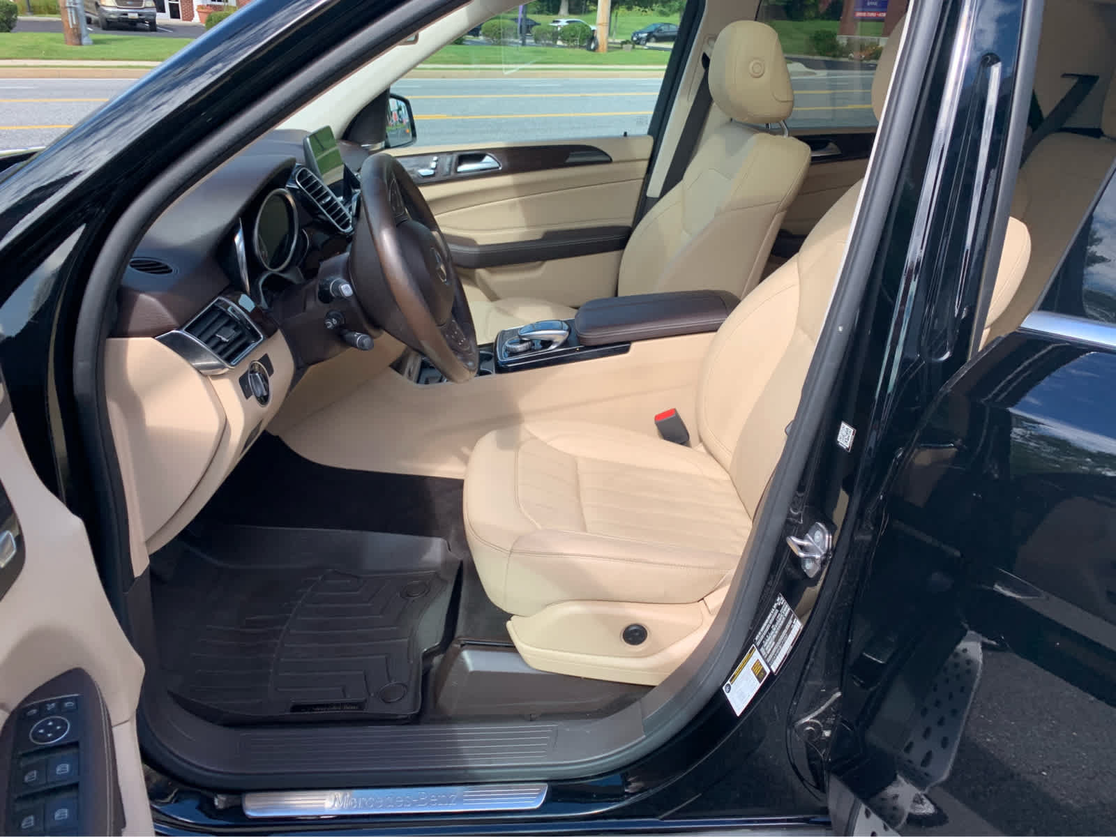Used 2018 Mercedes-Benz GLE 350 4MATIC image 11