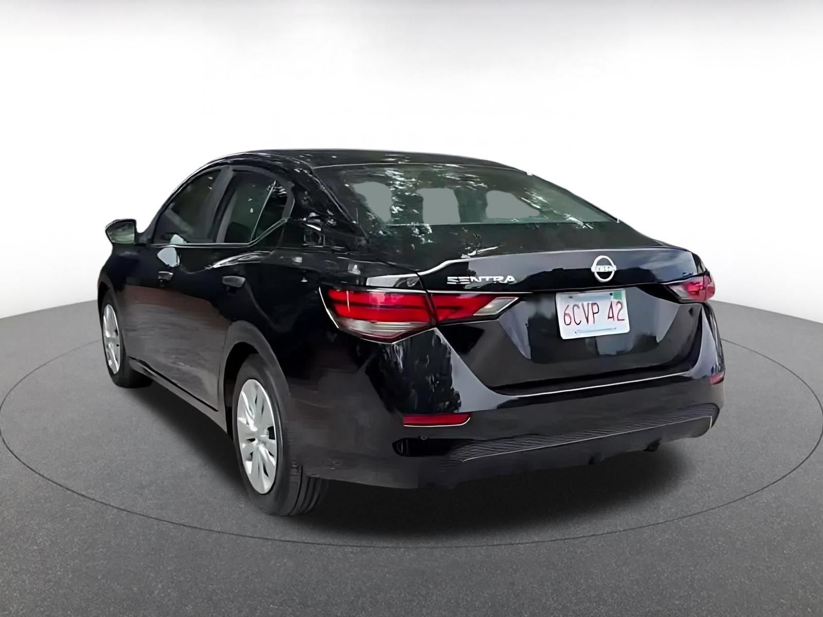 Used 2025 Nissan Sentra S FWD image 10