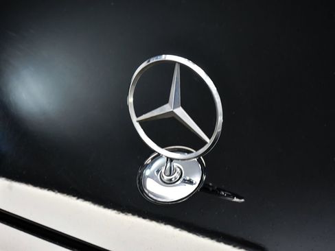 Used 2022 Mercedes-Benz S 500 4MATIC w/ AMG Line Package image 94