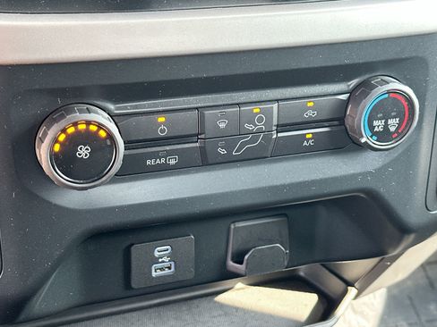 Used 2022 Ford F150 XLT image 18