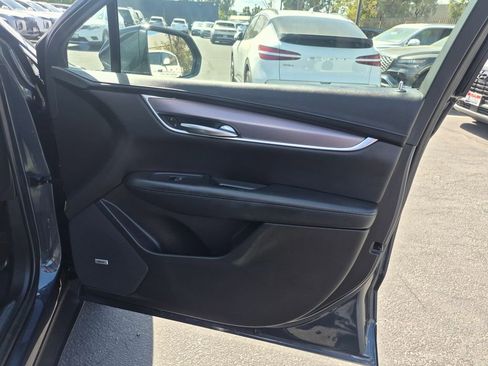 Used 2019 Cadillac XT5 Luxury FWD image 23