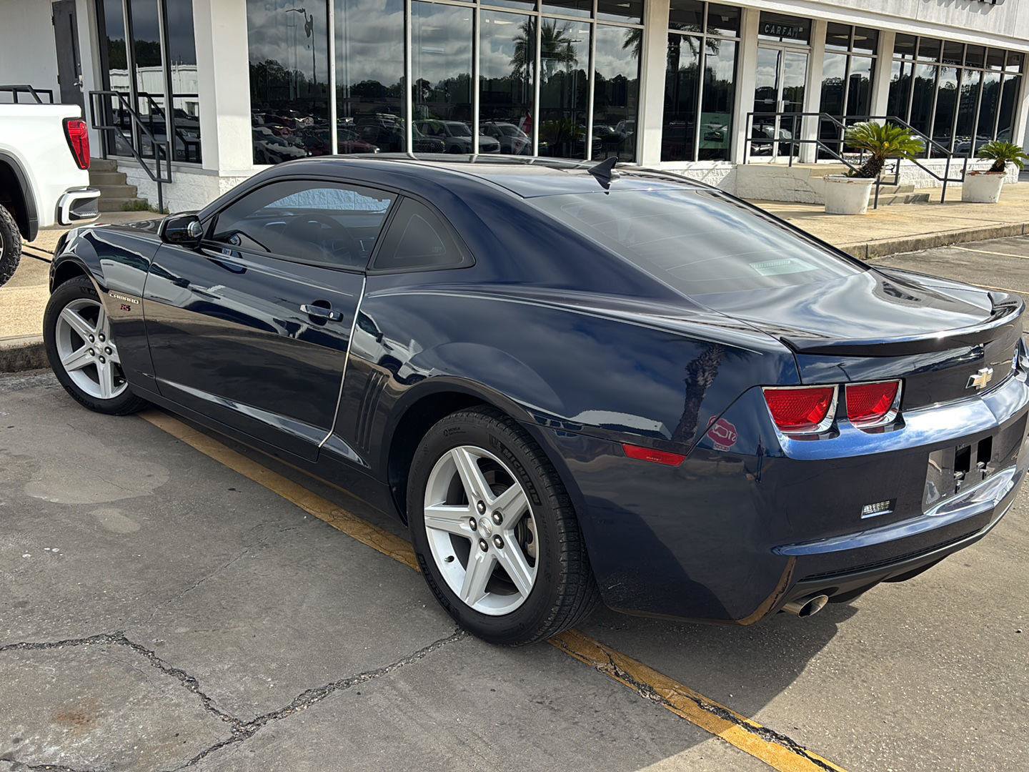 Used 2011 Chevrolet Camaro LT RWD image 5