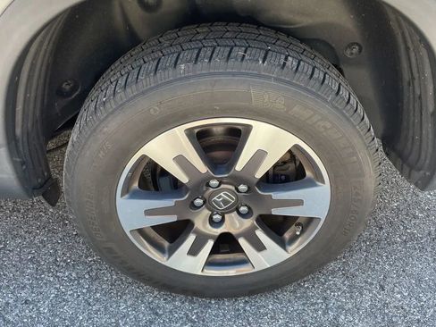 Used 2019 Honda Ridgeline RTL image 2