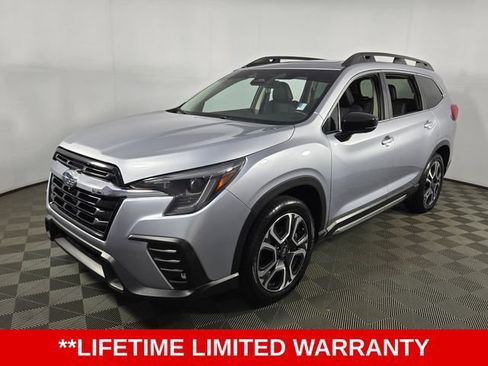 Used 2024 Subaru Ascent Limited w/ Technology Package AWD/4WD image 3