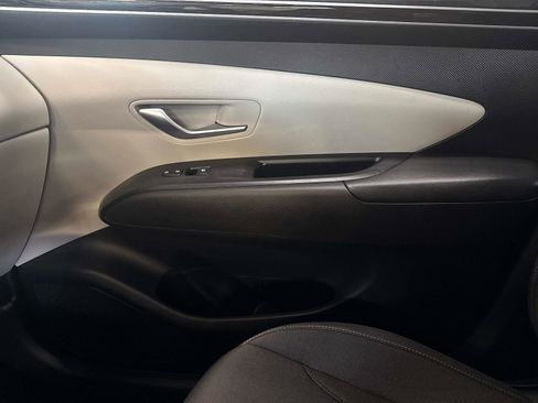 Used 2024 Hyundai Tucson SE image 22