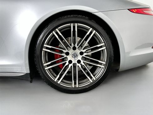 Used 2015 Porsche 911 Targa 4S image 12