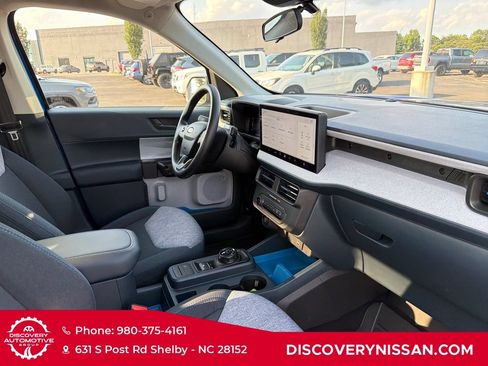 Used 2025 Ford Maverick XLT FWD image 39