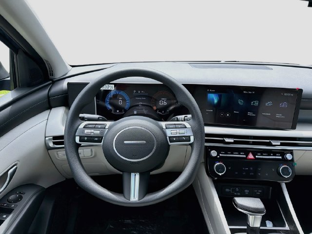 New 2026 Hyundai Tucson SEL Plus FWD image 22