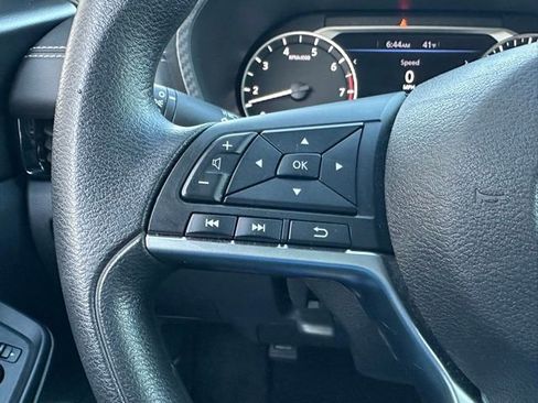 Certified 2023 Nissan Sentra SV FWD image 38