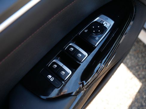 Certified 2023 Kia K5 GT w/ GT1 Package image 19