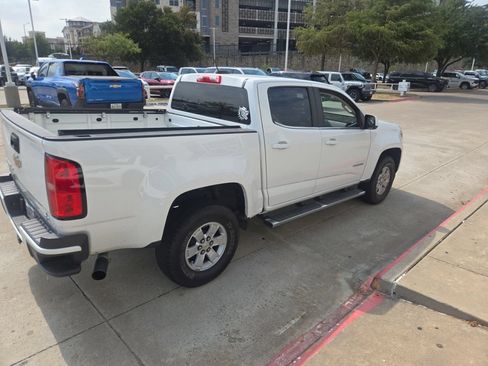 Used 2020 Chevrolet Colorado W/T w/ WT Convenience Package RWD image 4