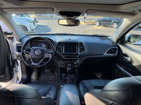 Used 2021 Jeep Cherokee Limited AWD/4WD image 17