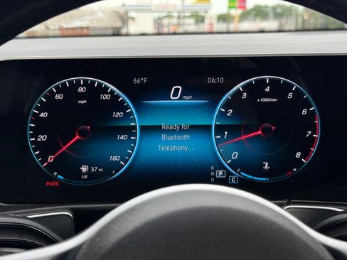 Used 2020 Mercedes-Benz GLB 250 4MATIC image 51