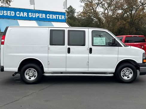 Used 2024 Chevrolet Express 2500 w/ Driver Convenience Package image 2