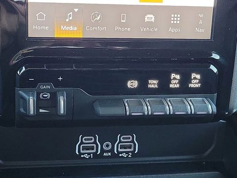 Used 2025 RAM 2500 Big Horn image 15