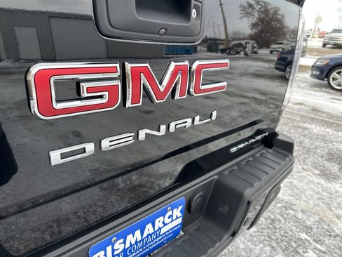 Used 2022 GMC Canyon Denali AWD/4WD image 7