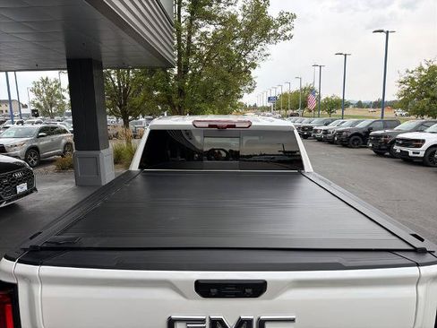 Used 2023 GMC Sierra 1500 Denali Ultimate AWD/4WD image 22