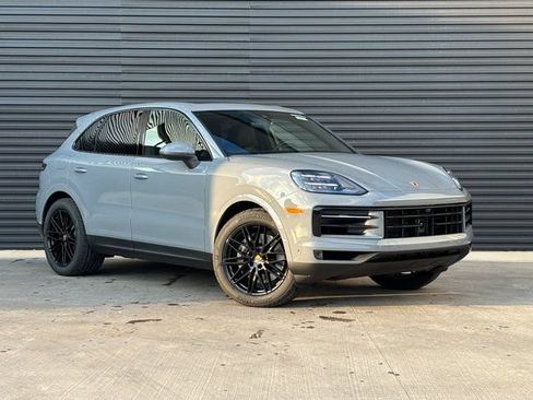 Certified 2026 Porsche Cayenne AWD/4WD image 9