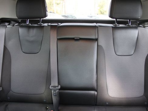 Used 2022 Buick Encore GX Select image 54