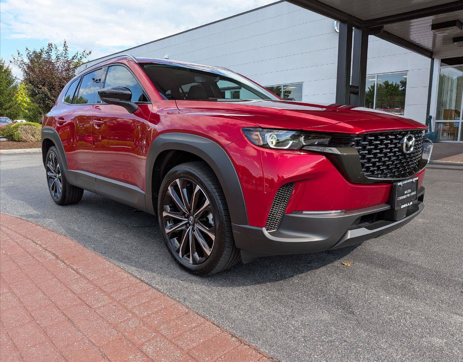 Certified 2025 MAZDA CX-50 AWD 2.5 S w/ Premium Plus Pkg image 4