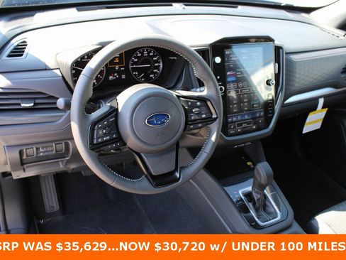 Used 2025 Subaru Forester Premium image 9