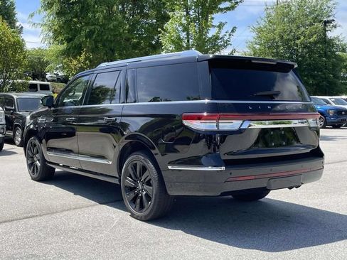 Used 2024 Lincoln Navigator L Reserve AWD/4WD image 3