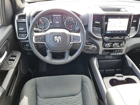 New 2026 RAM 1500 Express AWD/4WD image 12