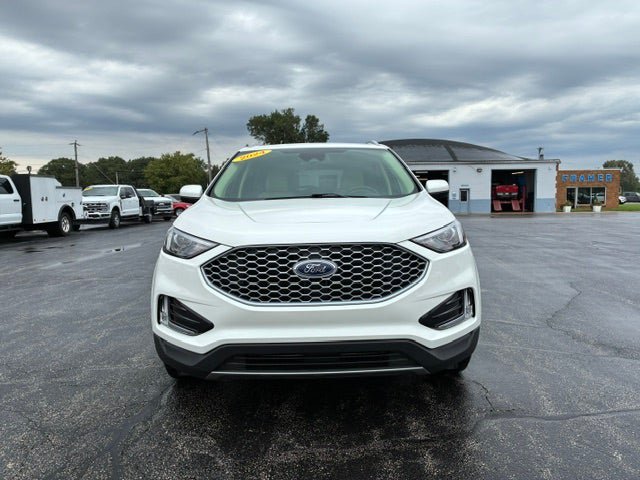 Used 2024 Ford Edge SEL w/ Convenience Package AWD/4WD image 8