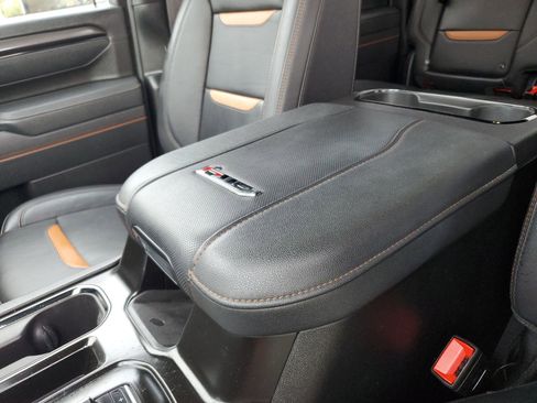 Used 2025 GMC Sierra 2500 AT4 w/ AT4 Premium Plus Package image 86