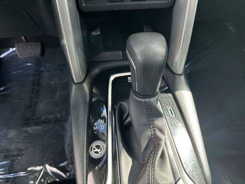 Used 2024 Toyota Corolla Cross LE image 23