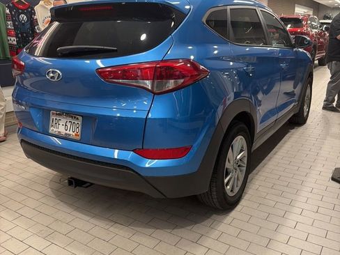Used 2018 Hyundai Tucson SEL image 2