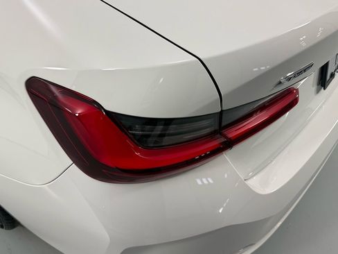 Certified 2025 BMW 330i xDrive Sedan w/ Convenience Package image 6